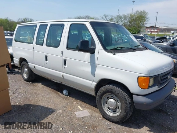 2006 Ford Econoline Passenger XL with VIN 1FMRE11WX6DA34316, listed as a IAAI auction lot 42035725 with 235,638 mi miles and . Bid and sale history available at DreamBid. Image 1.