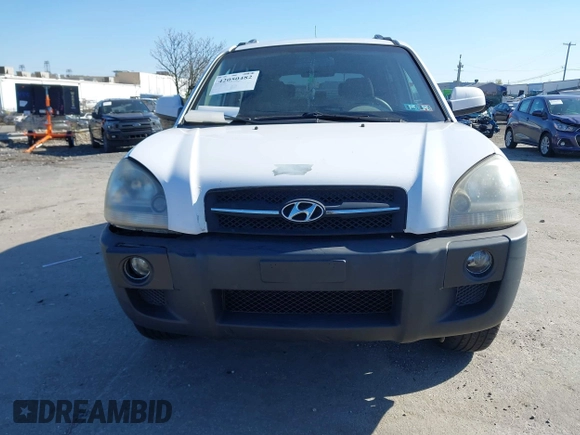 2006 Hyundai Tucson GLS with VIN KM8JN72D76U389540, listed as a IAAI auction lot 42050482 with 149,312 mi miles. Bid and sale history available at carsss.com. Image 11.