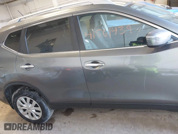 2016 Nissan Rogue SV with VIN KNMAT2MVXGP724616, listed as a IAAI auction lot 41561439 with 146,898 mi miles. Bid and sale history available at carsss.com. Image 13.