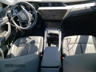2021 Audi e-tron Premium with VIN WA1AAAGE6MB010898, listed as a Copart auction lot 58883063 with 17,986 mi miles. Bid and sale history available at carsss.com. Image 8.
