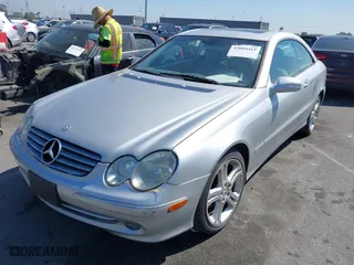 2005 Mercedes-Benz CLK-Class 3.2L with VIN WDBTJ65J35F145745, listed as a IAAI auction lot 42004415 with 189,275 mi miles. Bid and sale history available at carsss.com. Image 6.