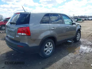 2012 Kia Sorento LX with VIN 5XYKT3A13CG283758, listed as a IAAI auction lot 41869331 with 192,187 mi miles. Bid and sale history available at carsss.com. Image 4.