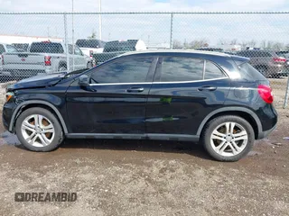 2016 Mercedes-Benz GLA 250 z VIN WDCTG4GB2GJ261460, wystawiony jako IAAI lot #41909005 z przebiegiem 139 523 mil mil oraz . Historia ofert i sprzedaży dostępna na DreamBid. Obrazek 14.