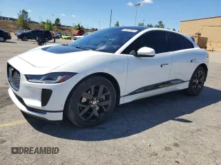 2019 Jaguar I-Pace SE z VIN SADHC2S13K1F68517, wystawiony jako Copart lot #48527664 z przebiegiem 54 122 mil mil oraz . Historia ofert i sprzedaży dostępna na DreamBid. Obrazek 1.