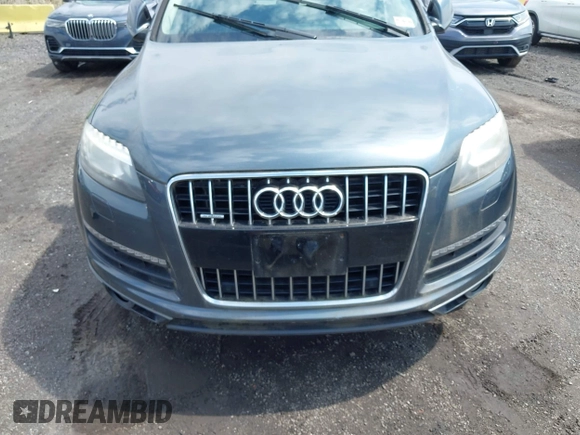 2013 Audi Q7 3.0T Premium Plus with VIN WA1LGAFE5DD015944, listed as a IAAI auction lot 42027361 with 133,940 mi miles. Bid and sale history available at carsss.com. Image 12.