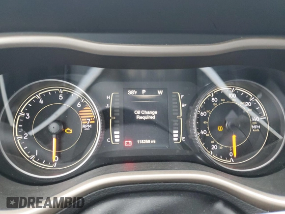 2017 Jeep Cherokee Altitude z VIN 1C4PJLABXHW578483, wystawiony jako Copart lot #84121914 z przebiegiem 118 259 mil mil oraz Szkoda całkowita • Salvage title. Historia ofert i sprzedaży dostępna na DreamBid. Obrazek 9.