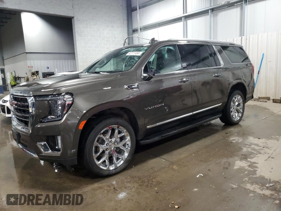 2021 GMC Yukon XL SLT with VIN 1GKS2GKD1MR434218, listed as a Copart auction lot 82777494 with 60,601 mi miles and Salvage Title. Bid and sale history available at carsss.com. Image 1.