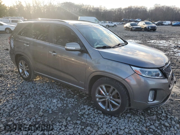 2015 Kia Sorento SX Limited with VIN 5XYKWDA79FG638339, listed as a Copart auction lot 83034624 with 73,085 mi miles and Salvage Title. Bid and sale history available at carsss.com. Image 4.