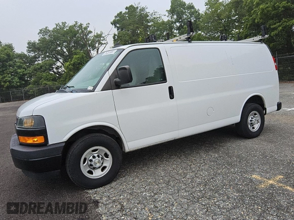 2020 Chevrolet Express Cargo with VIN 1GCWGAFG0L1178831, listed as a Copart auction lot 62545515 with 103,007 mi miles and Clean title. Bid and sale history available at DreamBid. Image 1.