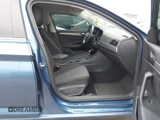 2020 Volkswagen Jetta S z VIN 3VWN57BU4LM048390, wystawiony jako IAAI lot #41946185 z przebiegiem 94 140 mil mil oraz . Historia ofert i sprzedaży dostępna na DreamBid. Obrazek 5.