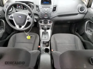 2019 Ford Fiesta SE z VIN 3FADP4BJ9KM108763, wystawiony jako Copart lot #47057585 z przebiegiem 106 535 mil mil oraz Szkoda całkowita • Salvage title. Historia ofert i sprzedaży dostępna na DreamBid. Obrazek 8.