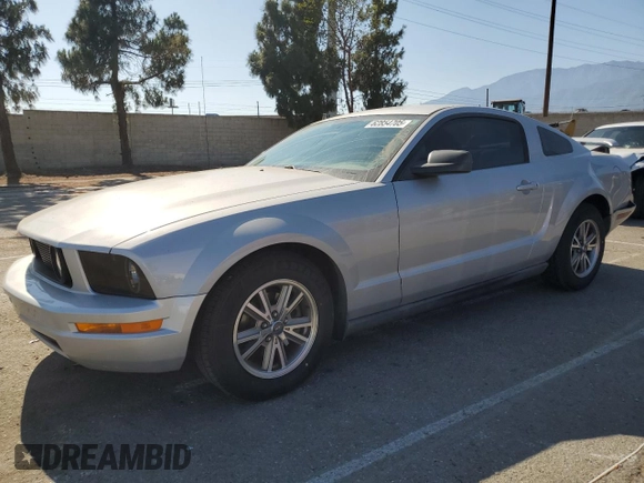 2005 Ford Mustang Deluxe with VIN 1ZVFT80N955168643, listed as a Copart auction lot 62854705 with 132,806 mi miles and Salvage title. Bid and sale history available at DreamBid. Image 1.