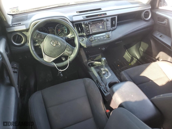 2018 Toyota RAV4 XLE with VIN 2T3WFREV2JW472232, listed as a Copart auction lot 52464025 with 131,421 mi miles and Salvage Title. Bid and sale history available at carsss.com. Image 8.