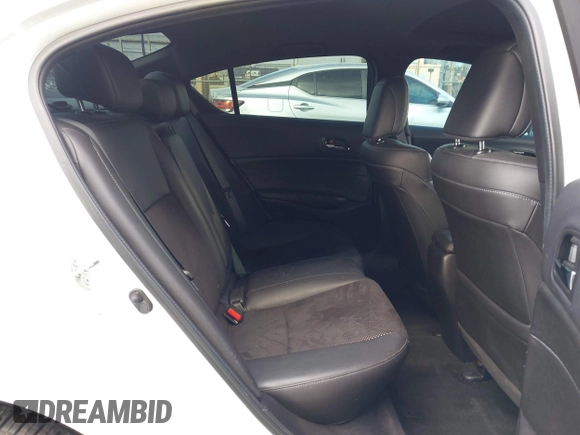 2016 Acura ILX w/Premium/A-SPEC Pkg with VIN 19UDE2F89GA004453, listed as a IAAI auction lot 41528673 with 105,156 mi miles. Bid and sale history available at carsss.com. Image 8.