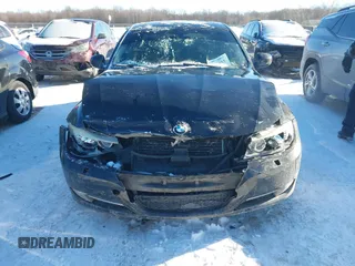 2011 BMW 3 Series 335i xDrive with VIN WBAPL5G50BNN22487, listed as a IAAI auction lot 41260533 with 123,587 mi miles and . Bid and sale history available at carsss.com. Image 12.