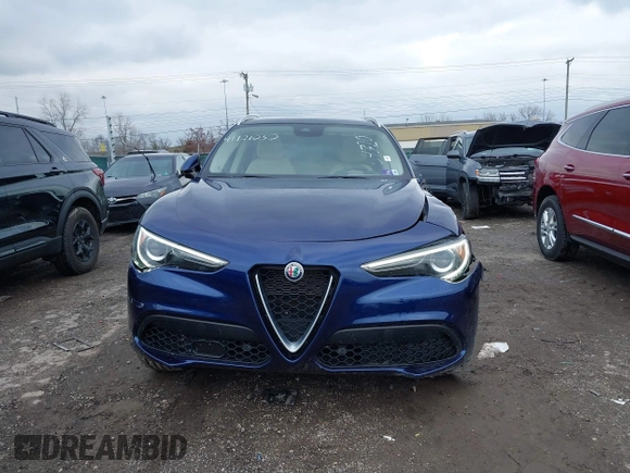 2019 Alfa Romeo Stelvio Ti z VIN ZASPAKBN4K7C43201, wystawiony jako IAAI lot #41121052 z przebiegiem 32 768 mil mil oraz . Historia ofert i sprzedaży dostępna na DreamBid. Obrazek 12.