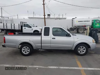 2004 Nissan Frontier XE z VIN 1N6DD26T44C426195, wystawiony jako IAAI lot #42208220 z przebiegiem 266 590 mil mil oraz . Historia ofert i sprzedaży dostępna na DreamBid. Obrazek 13.