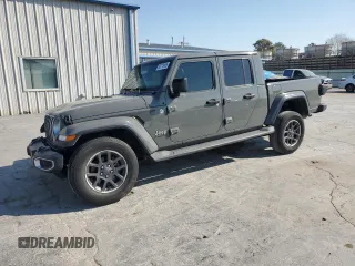2020 Jeep Gladiator Overland z VIN 1C6HJTFG3LL153472, wystawiony jako Copart lot #50772465 z przebiegiem 43 323 mil mil oraz Szkoda całkowita • Salvage title. Historia ofert i sprzedaży dostępna na DreamBid. Obrazek 1.