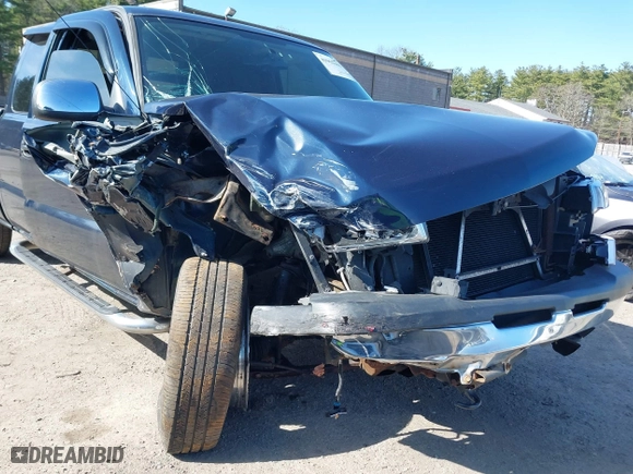 2006 Chevrolet Silverado 1500 LT1 with VIN 1GCEK19V46Z197439, listed as a IAAI auction lot 41951363 with 85,043 mi miles. Bid and sale history available at carsss.com. Image 6.