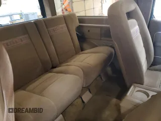 1987 Ford Bronco z VIN 1FMCU14T8HUA51662, wystawiony jako Copart lot #74972024 z przebiegiem 26 362 mil mil oraz Szkoda całkowita • Salvage title. Historia ofert i sprzedaży dostępna na DreamBid. Obrazek 11.