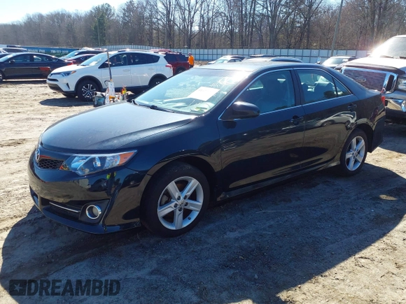 2012 Toyota Camry L with VIN 4T1BF1FK3CU198555, listed as a IAAI auction lot 41427464 with 185,054 mi miles. Bid and sale history available at carsss.com. Image 18.