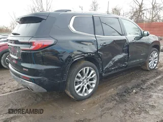 2024 GMC Acadia AWD Denali z VIN 1GKENRKS8RJ170659, wystawiony jako IAAI lot #41617698 z przebiegiem 14 137 mil mil oraz . Historia ofert i sprzedaży dostępna na DreamBid. Obrazek 4.