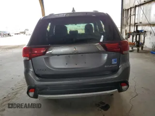 2018 Mitsubishi Outlander ES z VIN JA4AD2A36JJ002886, wystawiony jako Copart lot #58671765 z przebiegiem 221 639 mil mil oraz Czysty tytuł • Clean title. Historia ofert i sprzedaży dostępna na DreamBid. Obrazek 6.