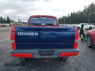 2000 Dodge Dakota Sport with VIN 1B7GG2ANXYS752594, listed as a IAAI auction lot 41671257 with 282,086 mi miles and . Bid and sale history available at carsss.com. Image 17.