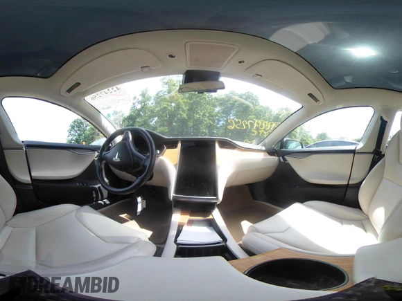 2018 Tesla Model S 75D with VIN 5YJSA1E24JF292518, listed as a IAAI auction lot 42247256 with 40,160 mi miles and . Bid and sale history available at DreamBid. Image 20.