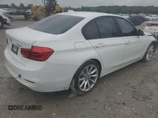 2016 BMW 3 Series 320i xDrive z VIN WBA8E5G54GNU20471, wystawiony jako Copart lot #60558675 z przebiegiem 79 978 mil mil oraz Szkoda całkowita • Salvage title. Historia ofert i sprzedaży dostępna na DreamBid. Obrazek 3.