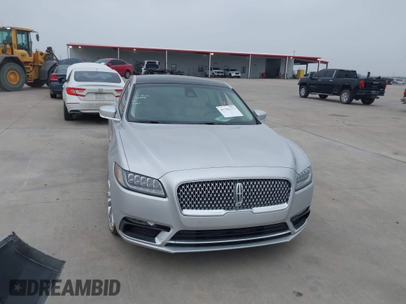2017 Lincoln Continental Reserve with VIN 1LN6L9RP4H5624027, listed as a IAAI auction lot 41796172 with 33,100 mi miles. Bid and sale history available at carsss.com. Image 13.