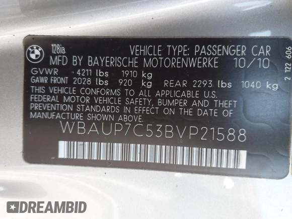 2011 BMW 1 Series 128i with VIN WBAUP7C53BVP21588, listed as a IAAI auction lot 41484300 with 52,124 mi miles. Bid and sale history available at carsss.com. Image 9.