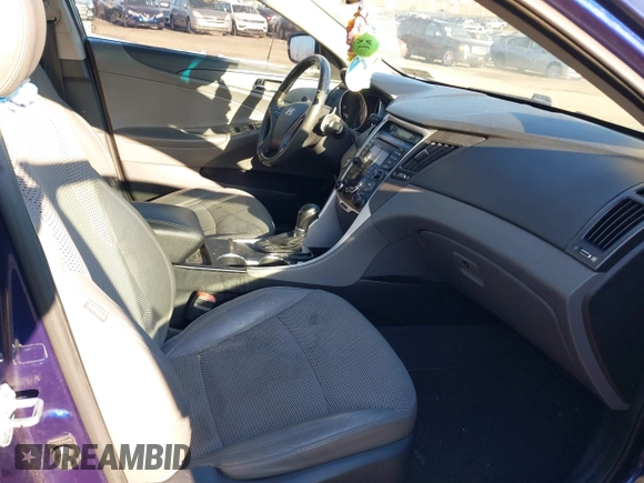 2012 Hyundai Sonata Limited with VIN 5NPEC4AC1CH391633, listed as a IAAI auction lot 41902936 with 117,935 mi miles and . Bid and sale history available at carsss.com. Image 5.