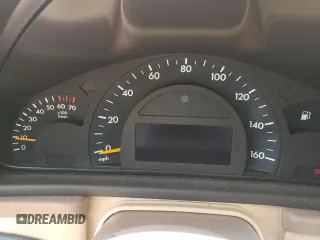 2002 Mercedes-Benz C 230/260/280/320 с VIN WDBRF61J52F263390, выставлен на аукционе Copart как лот 56944505 с пробегом 83 874 миль миль и Списание • Salvage title. История ставок и продаж доступна на DreamBid. Изображение 9.