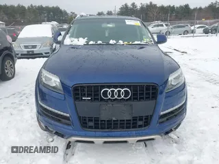 2015 Audi Q7 3.0T Premium Plus with VIN WA1LGAFE7FD018265, listed as a IAAI auction lot 41022440 with 145,874 mi miles. Bid and sale history available at carsss.com. Image 12.