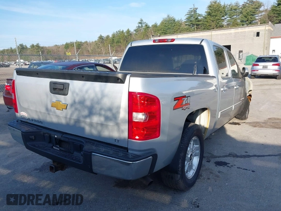 2013 Chevrolet Silverado 1500 LT with VIN 3GCPKSE74DG363736, listed as a IAAI auction lot 39133853 with 1 mi miles. Bid and sale history available at carsss.com. Image 4.