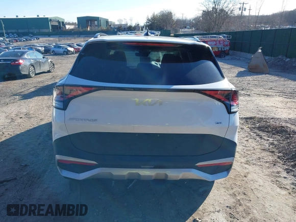 2025 Kia Sportage EX with VIN 5XYK3CDF9SG285004, listed as a IAAI auction lot 41629470 with 95 mi miles and . Bid and sale history available at carsss.com. Image 15.