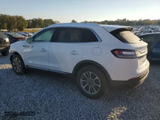2020 Lincoln Nautilus Standard with VIN 2LMPJ6J96LBL26495, listed as a Copart auction lot 77384634 with 25,675 mi miles and Salvage Title. Bid and sale history available at carsss.com. Image 2.