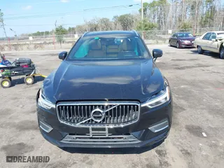 2019 Volvo XC60 Inscription with VIN LYV102RL3KB184885, listed as a IAAI auction lot 41544225 with 65,042 mi miles. Bid and sale history available at carsss.com. Image 12.