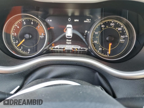 2018 Jeep Cherokee Trailhawk with VIN 1C4PJMBXXJD619860, listed as a Copart auction lot 52598535 with 82,430 mi miles and Salvage Title. Bid and sale history available at carsss.com. Image 9.