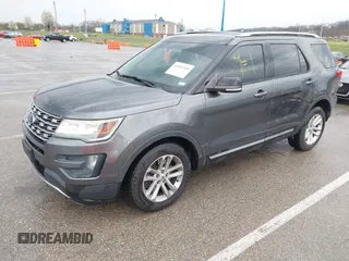 2016 Ford Explorer XLT with VIN 1FM5K7D87GGB32338, listed as a IAAI auction lot 41901509 with 89,304 mi miles. Bid and sale history available at carsss.com. Image 19.