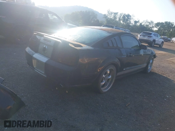 2006 Ford Mustang GT Deluxe with VIN 1ZVHT82H865252390, listed as a IAAI auction lot 42645097 with 91,083 mi miles and . Bid and sale history available at DreamBid. Image 4.
