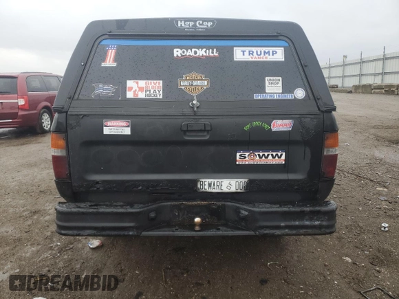 1994 Toyota Pickup DX with VIN 4TAVN13D0RZ292555, listed as a Copart auction lot 86992414 with 103,946 mi miles and Clean title. Bid and sale history available at DreamBid. Image 6.
