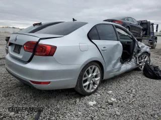 2014 Volkswagen Jetta GLI Edition 30 with VIN 3VW4S7AJ3EM261667, listed as a Copart auction lot 51170615 with 37,039 mi miles and Clean title. Bid and sale history available at DreamBid. Image 3.