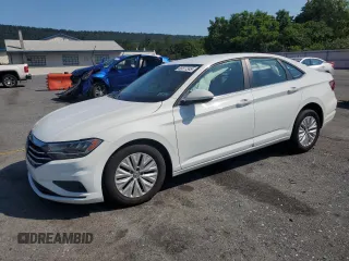 2020 Volkswagen Jetta S с VIN 3VWCB7BU5LM002552, выставлен на аукционе Copart как лот 65577345 с пробегом 71 849 миль миль и Списание • Salvage title. История ставок и продаж доступна на DreamBid. Изображение 1.