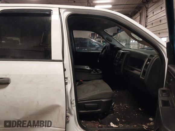 2015 Ram 1500 Express with VIN 1C6RR6FT0FS659007, listed as a IAAI auction lot 41591119 with 162,870 mi miles and . Bid and sale history available at DreamBid. Image 5.