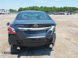 2013 Nissan Altima SL with VIN 1N4AL3AP3DC141339, listed as a IAAI auction lot 42465502 with 163,793 mi miles and . Bid and sale history available at DreamBid. Image 6.