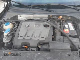 2013 Volkswagen Passat SE z VIN 1VWBN7A37DC059916, wystawiony jako IAAI lot #41638660 z przebiegiem 97 714 mil mil oraz . Historia ofert i sprzedaży dostępna na DreamBid. Obrazek 10.