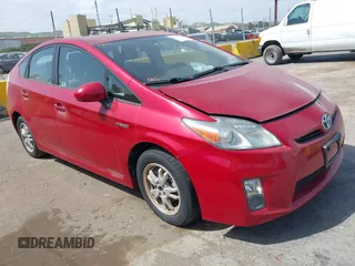2010 Toyota Prius II with VIN JTDKN3DU0A1165714, listed as a IAAI auction lot 42111642 with 123,441 mi miles. Bid and sale history available at carsss.com. Image 1.