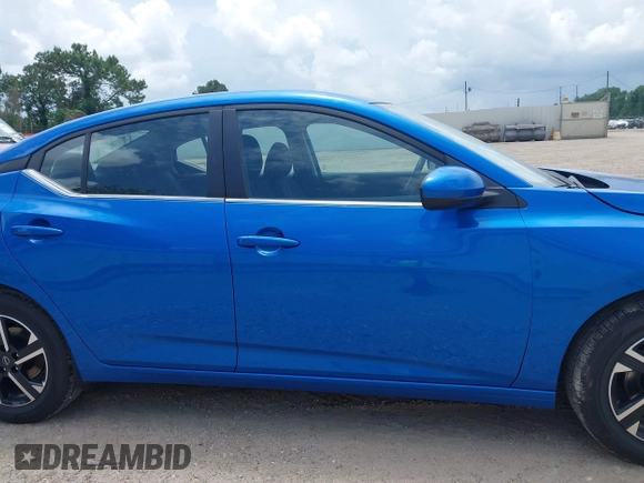 2025 Nissan Sentra SV with VIN 3N1AB8CV6SY313117, listed as a IAAI auction lot 42152973 with 2,056 mi miles. Bid and sale history available at carsss.com. Image 13.
